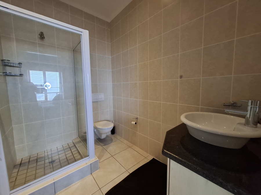 To Let 2 Bedroom Property for Rent in Big Bay Western Cape